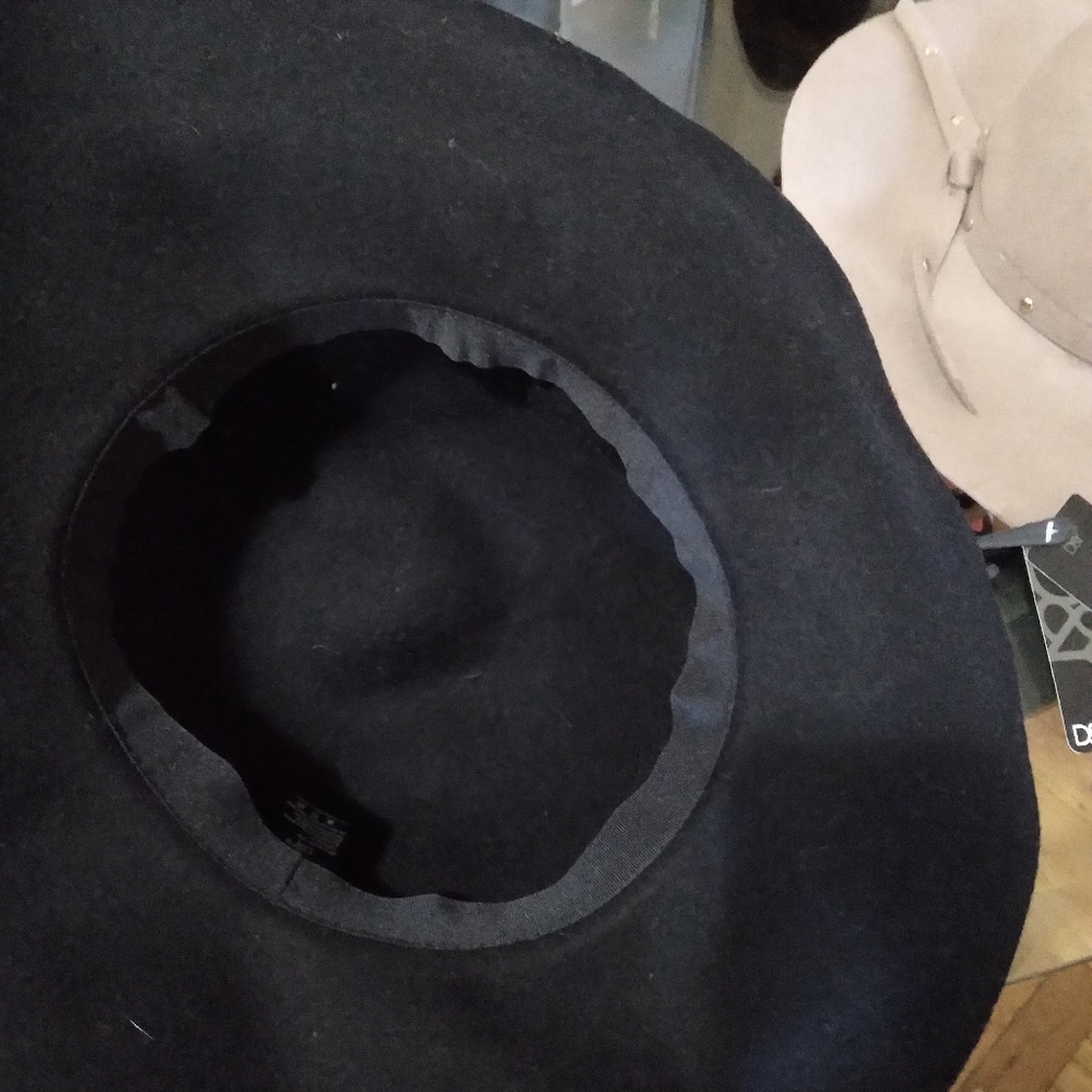 hat - Picture 5 of 6